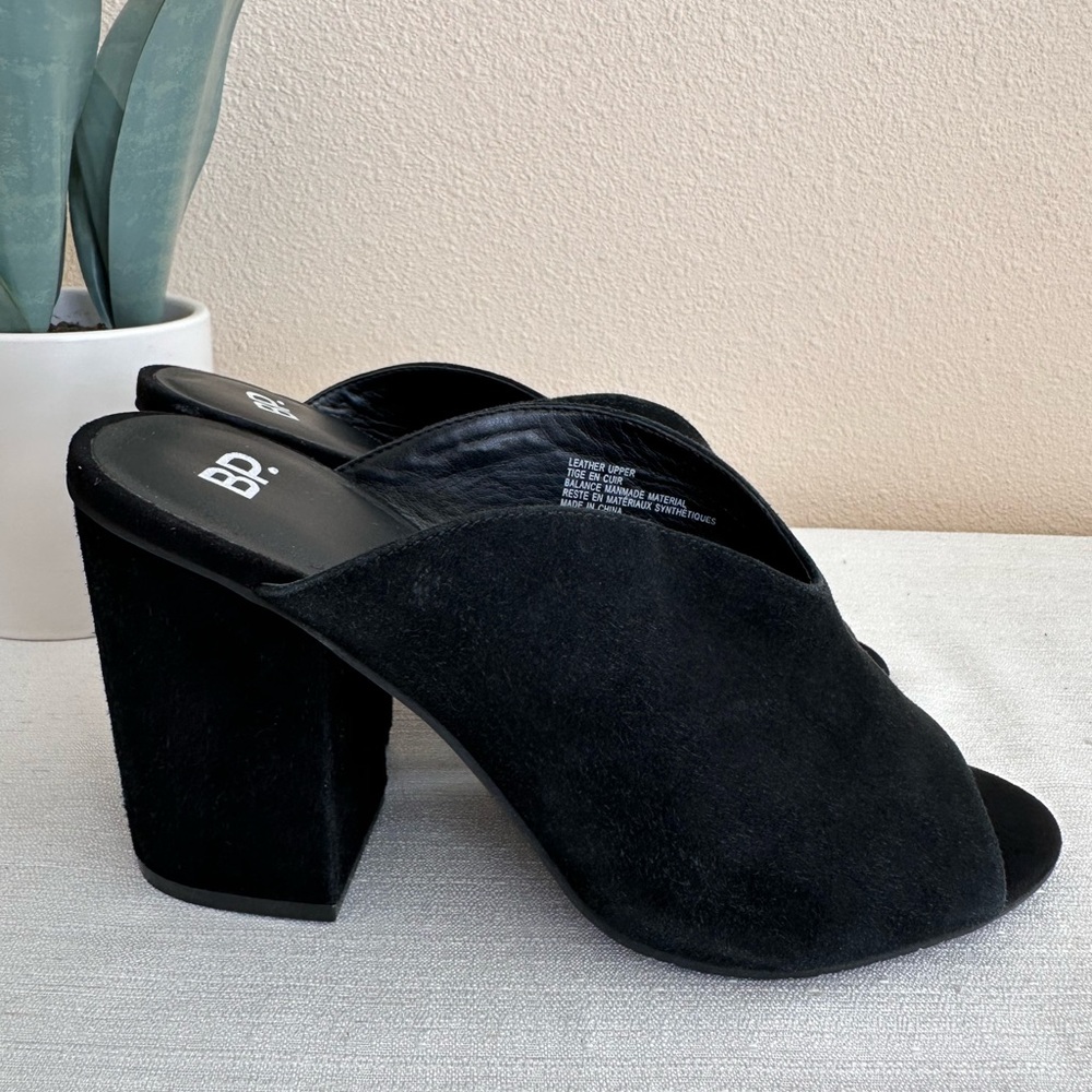 BP Black Suede Peep Toe Block Heel Mules Women’s 10M